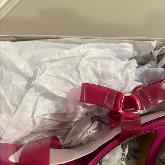Karl Lagerfeld Paris Orchid Cieone Clear Vinyl Dress Heel Sandals Size 8.5 - Picture 8 of 12